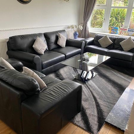 Vila Detached Bungalow II Big Garden II Pet Friendly Hednesford Exteriér fotografie