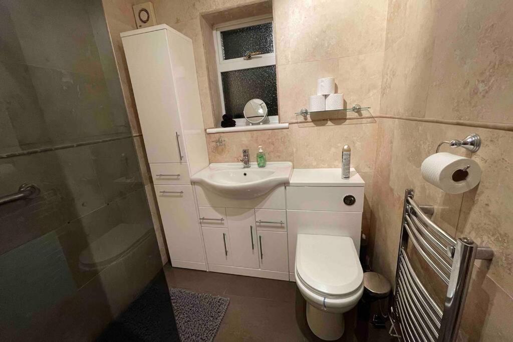 Vila Detached Bungalow II Big Garden II Pet Friendly Hednesford Exteriér fotografie