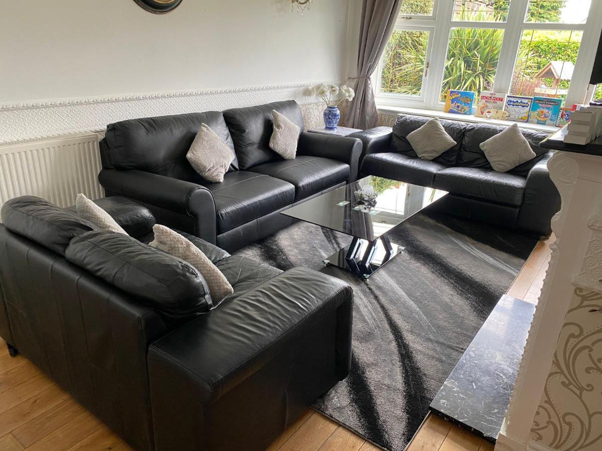 Vila Detached Bungalow II Big Garden II Pet Friendly Hednesford Exteriér fotografie